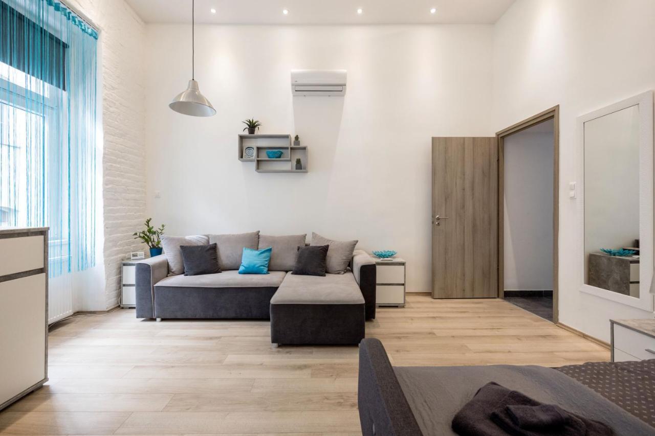 Elegant Studio In Central Будапеща Екстериор снимка