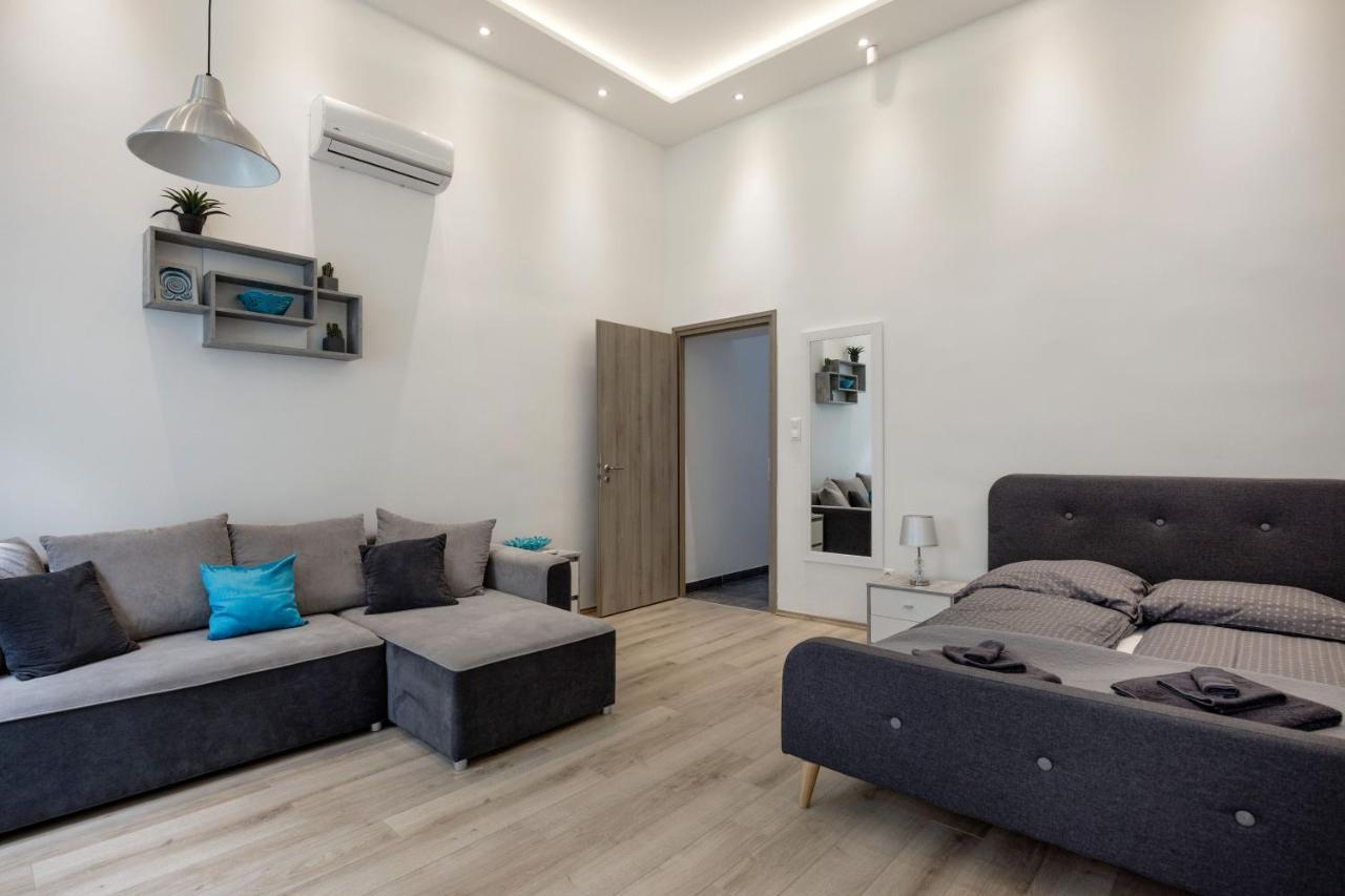 Elegant Studio In Central Будапеща Екстериор снимка