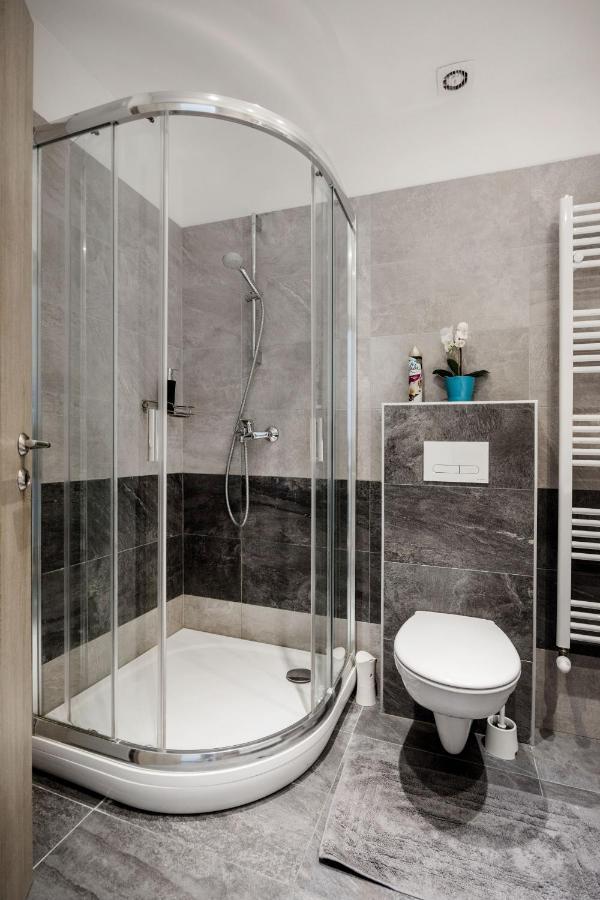 Elegant Studio In Central Будапеща Екстериор снимка